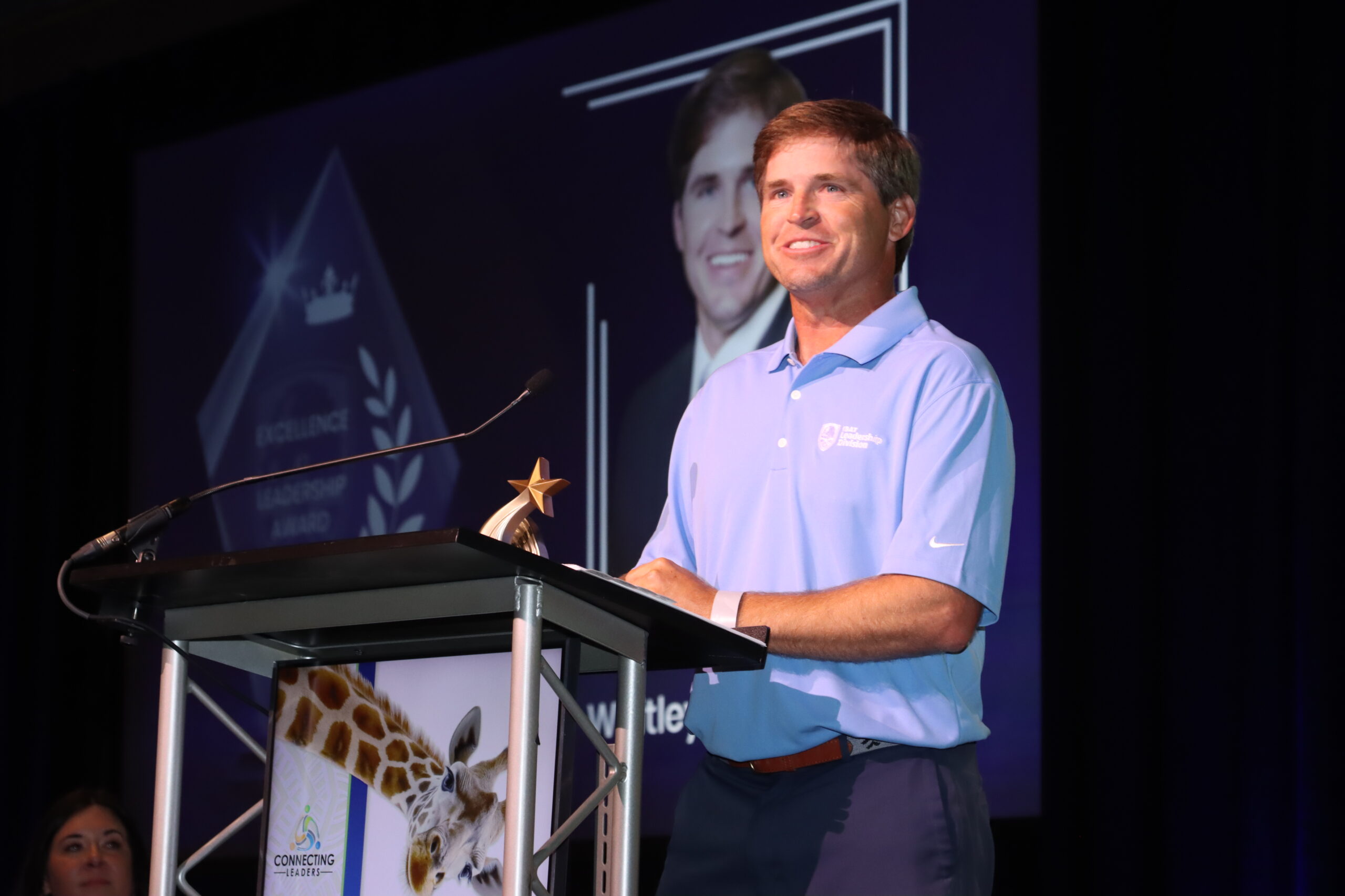 You are currently viewing Brett Murphy Honored with Leadership Award